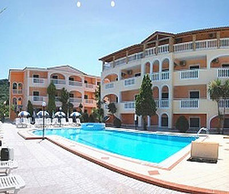 Sandy Maria Hotel, Main