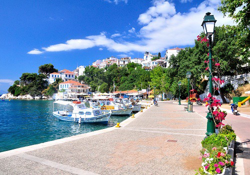 shutterstock_183121322_Port in Skiathos_GREECE.jpg