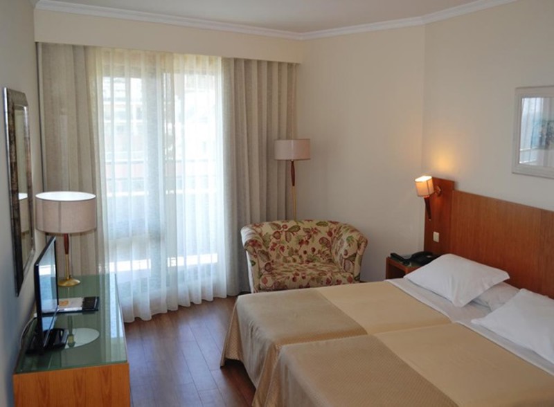 Enotel Lido Madeira, room 3.jpg