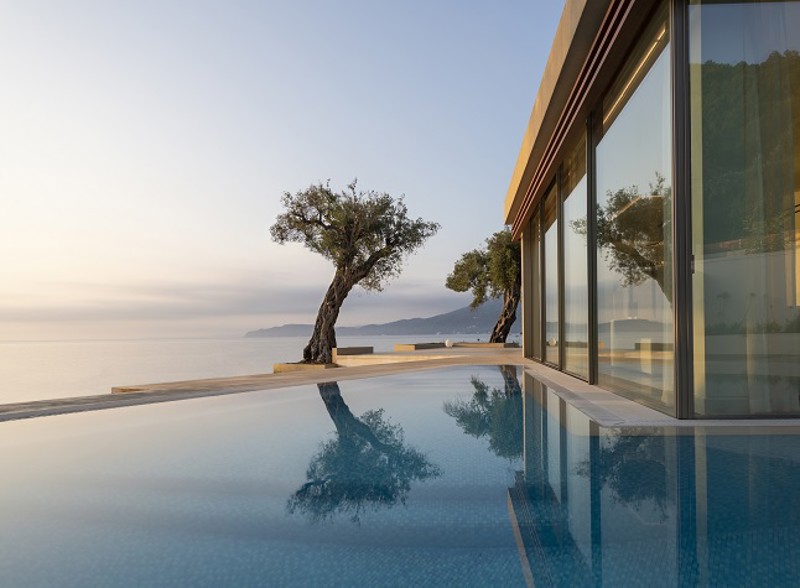 Haute Living Selection Views.jpg