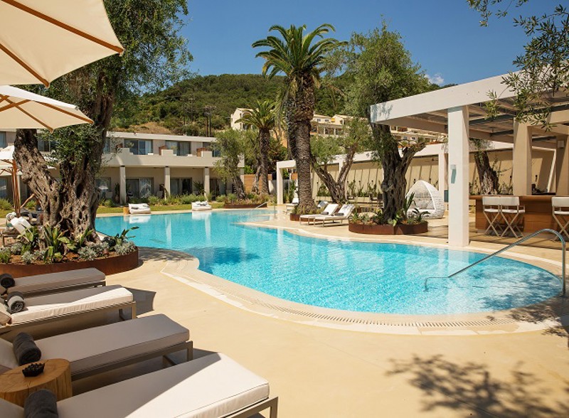 Pool Bar 5.jpg