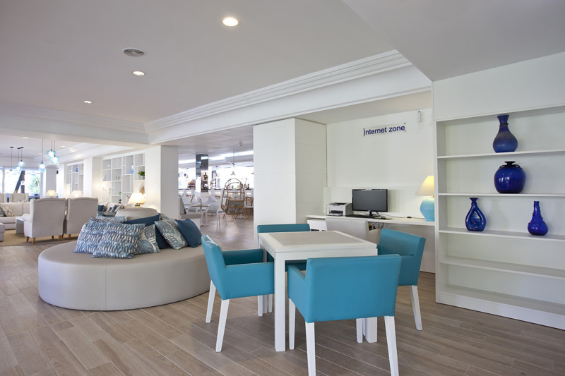 Lobby 2