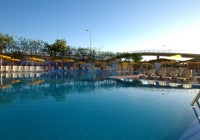 Outdoor Pool 2. Green Field. Playa Del Ingles