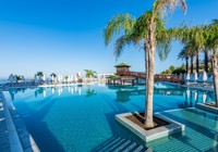 Vikingen Infinity Resort And Spa Pool3