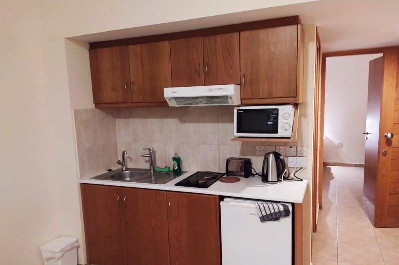 Sea N Lake View Apartments Kitchenette