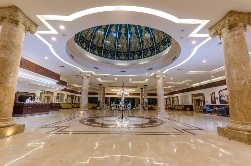 Titanic Beach Lobby (1)