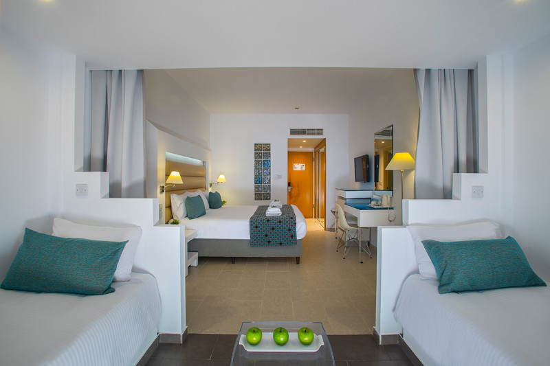 Leonardo Cypria Bay Family Room
