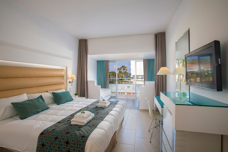 Leonardo Cypria Bay Family Side Sea View Room