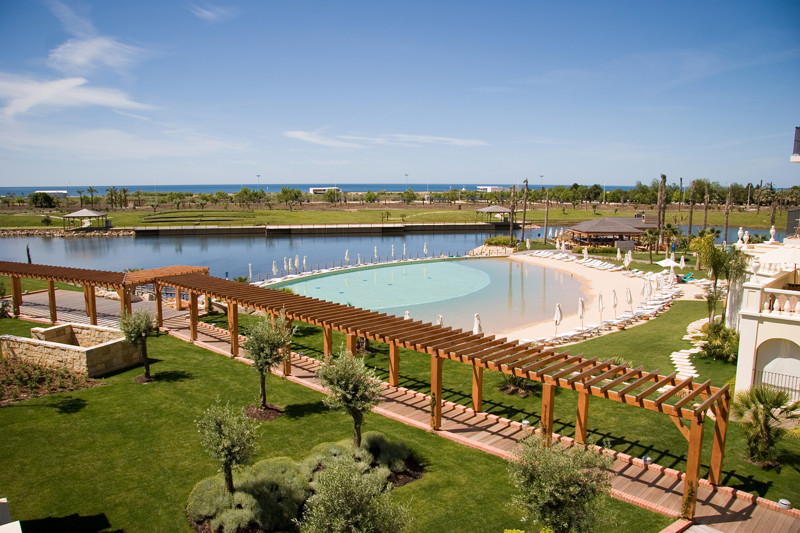 Domes Lake Algarve Pool And Lake (1)