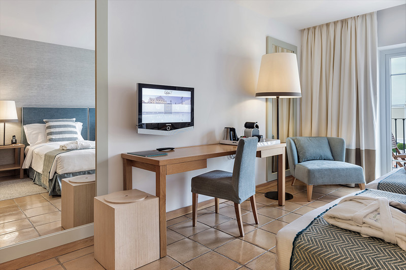 Domes Lake Algarve Tropical Family Suite
