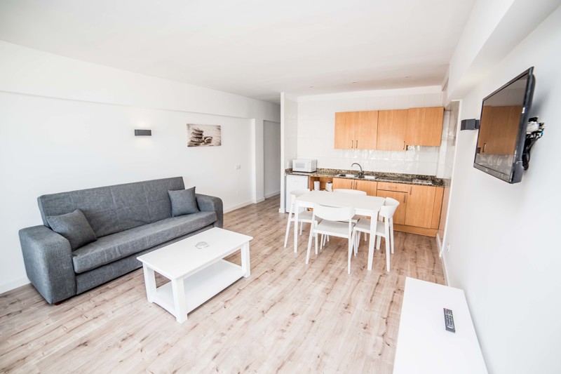 Pierre V. Mallora Portofino 1Bedroom Apartment 6