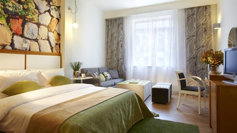 City Hotel. Junior Suite..