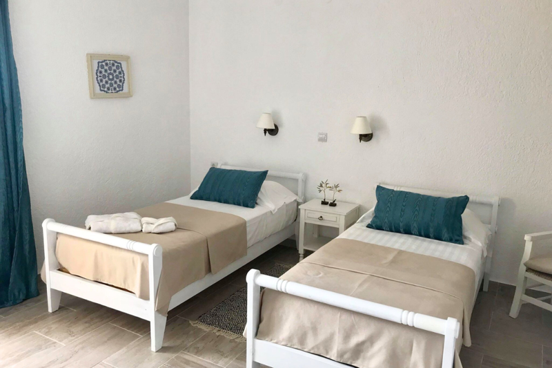 Twin room studio at Elounda George Studios in Crete