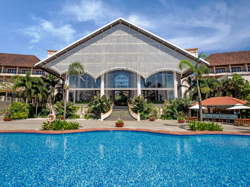 Swimming Pool in Radisson Blu Resort