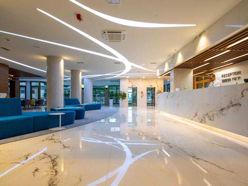 Reception and Lobby Area at Hotel Park Makarska