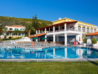 Swimming Pool in Arion Hotel