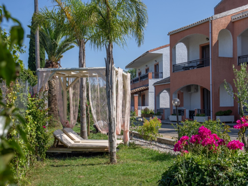 Sun Lounges at Victoria Hill Hotel