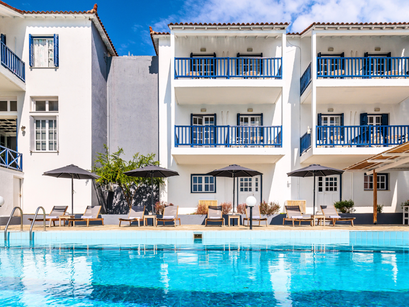View of Aperitton Hotel