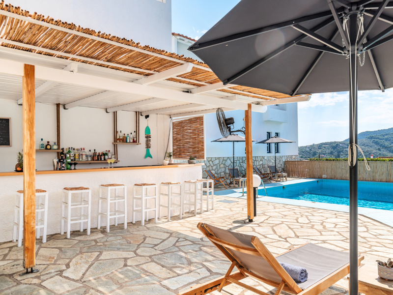 Pool Bar at Aperitton Hotel